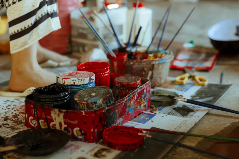 Beautiful Disasters: How Social Media Fails Are Crashing the Gallery Scene